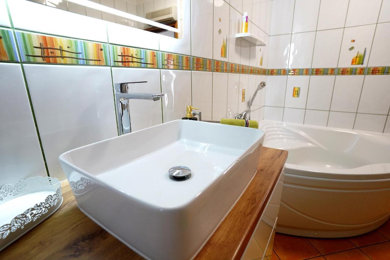 Villa Tago With Heated New Pool Kaštela エクステリア 写真