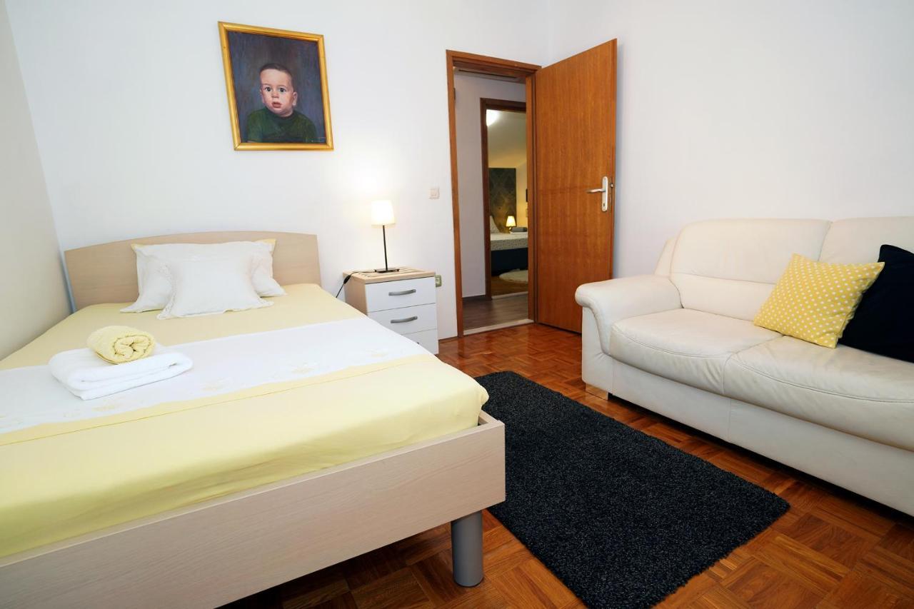 Villa Tago With Heated New Pool Kaštela エクステリア 写真