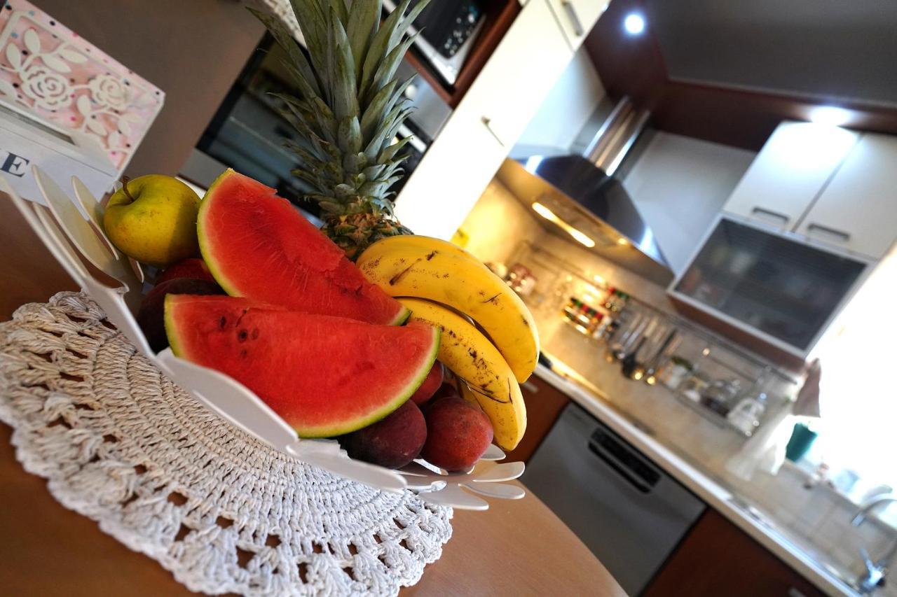Villa Tago With Heated New Pool Kaštela エクステリア 写真
